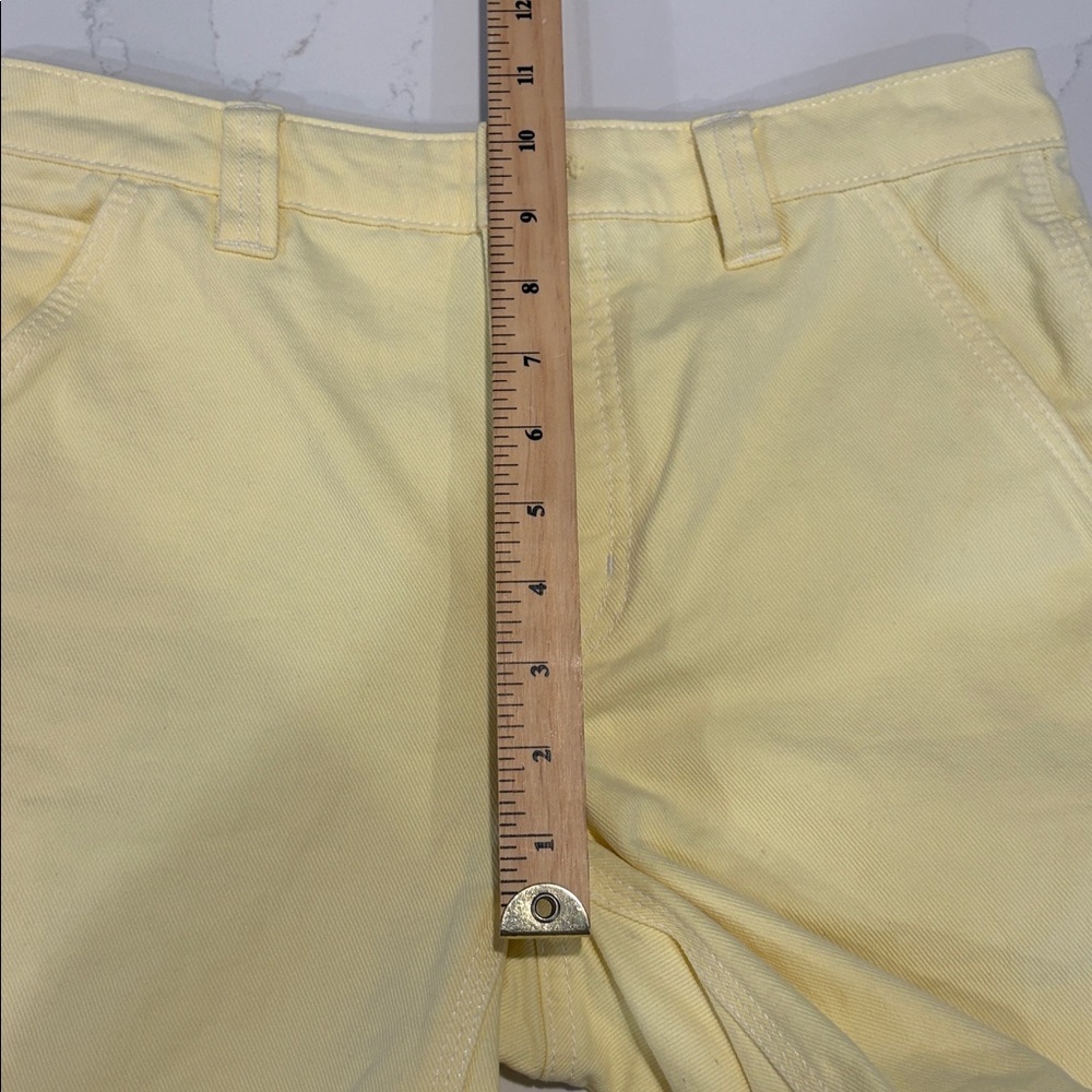 TNA Aritzia Light Yellow Lemonade Carpenter Shorts Size 4 - Picture 4 of 7